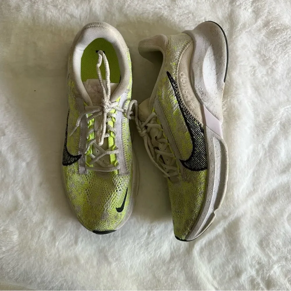 Nike Women's SuperRep Go 3 Flyknit Sneakers Neon Yellow White Size 7